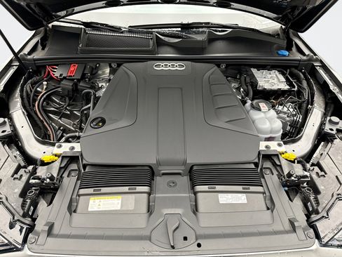 Used 2025 Audi Q7 2.0T Premium AWD/4WD image 28