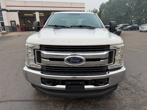 Used 2019 Ford F250 XLT AWD/4WD image 8