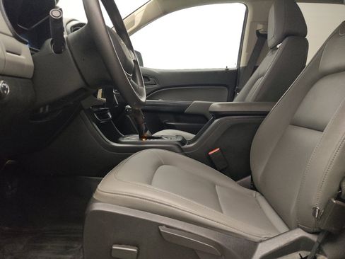 Used 2021 Chevrolet Colorado W/T w/ WT Convenience Package RWD image 17
