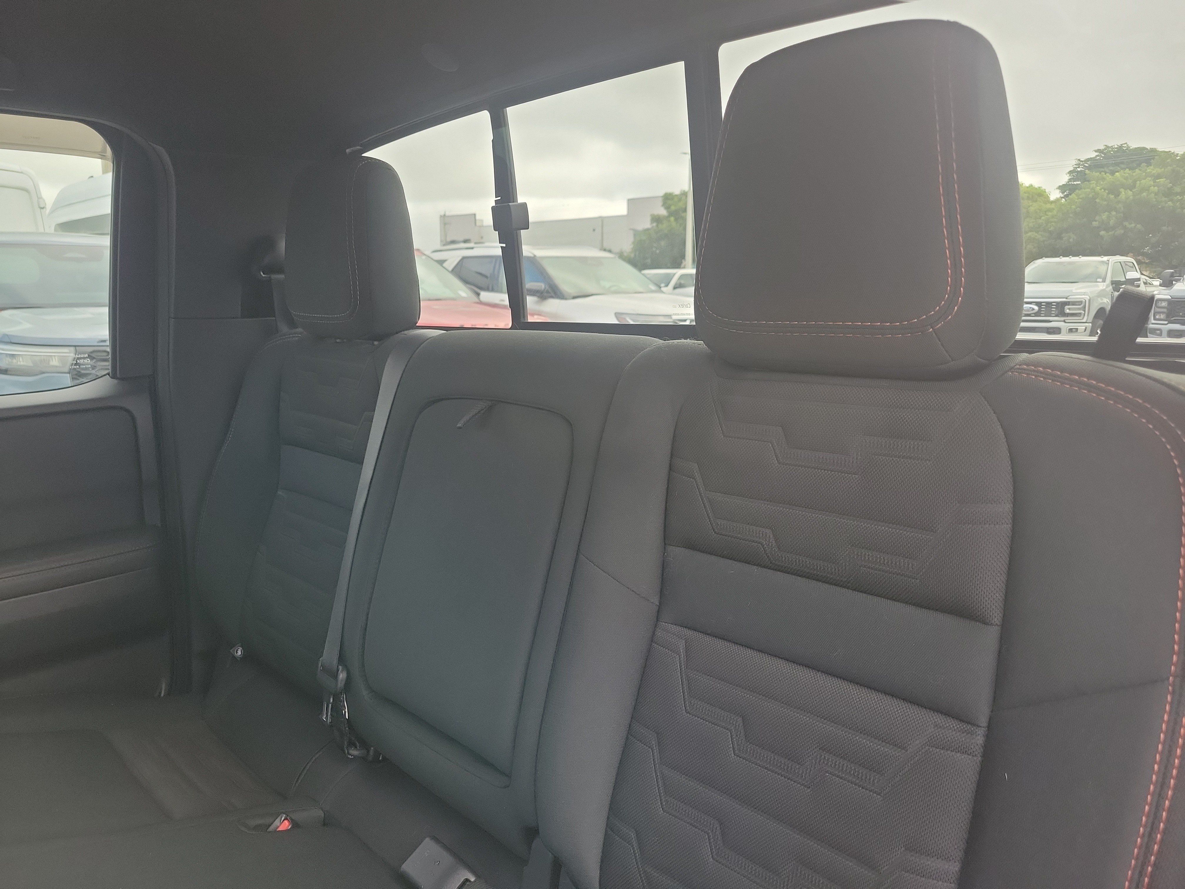 Used 2022 Nissan Frontier Pro-X RWD image 19