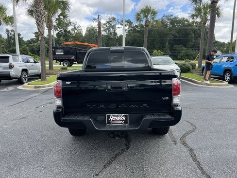Used 2021 Toyota Tacoma TRD Sport RWD image 9