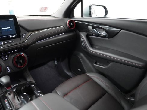 Used 2025 Chevrolet Blazer RS image 13