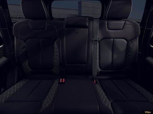 New 2026 Jeep Grand Cherokee Summit w/ Obsidian Package image 17