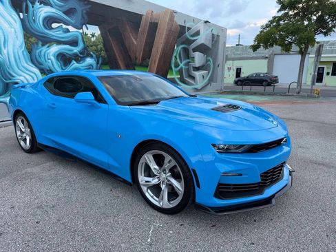 Used 2023 Chevrolet Camaro SS RWD image 5
