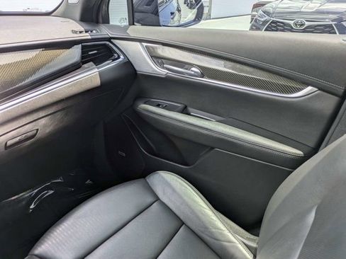 Used 2023 Cadillac XT6 Sport AWD/4WD image 19