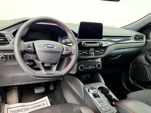 Used 2025 Ford Escape ST-Line image 12