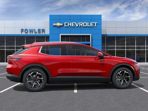 New 2026 Chevrolet Equinox EV LT AWD/4WD image 5