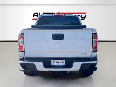 Used 2022 GMC Canyon AT4 w/ Trailering Package image 6