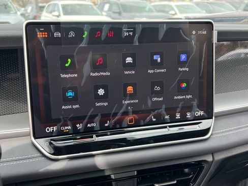 New 2026 Volkswagen Tiguan SE R-Line AWD/4WD image 21