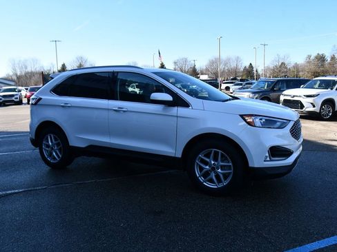 Used 2023 Ford Edge SEL w/ Convenience Package image 8
