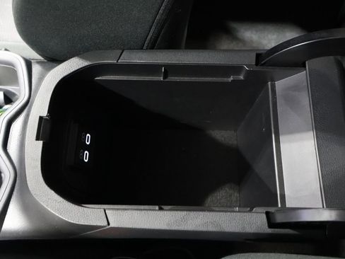 Used 2024 Toyota RAV4 XLE image 31