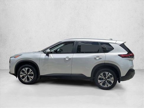 Certified 2022 Nissan Rogue SV w/ SV Premium Package FWD image 9