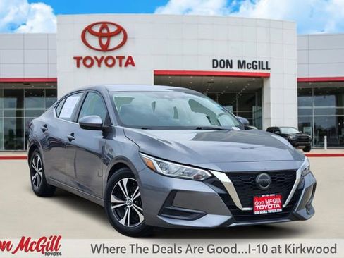 Used 2021 Nissan Sentra SV FWD image 1