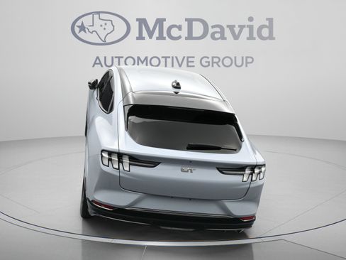 Used 2025 Ford Mustang Mach-E GT AWD/4WD image 38