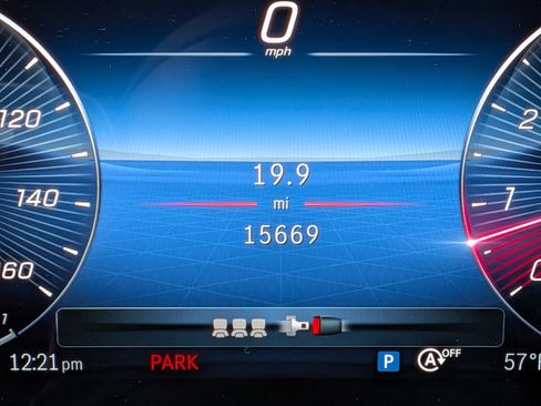 Certified 2025 Mercedes-Benz GLE 350 4MATIC image 23