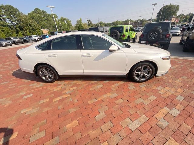 Certified 2024 Honda Accord EX image 36