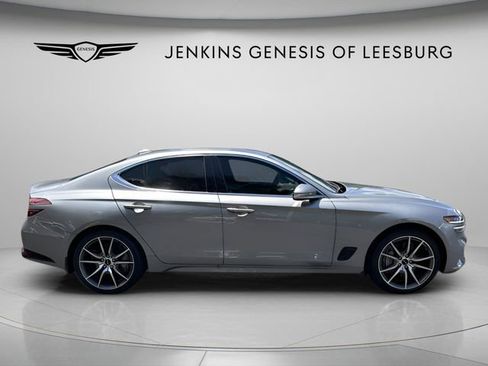 Used 2025 Genesis G70 2.5T RWD image 2