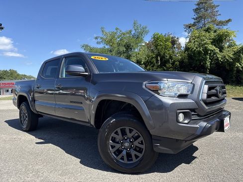 Certified 2023 Toyota Tacoma SR5 image 42