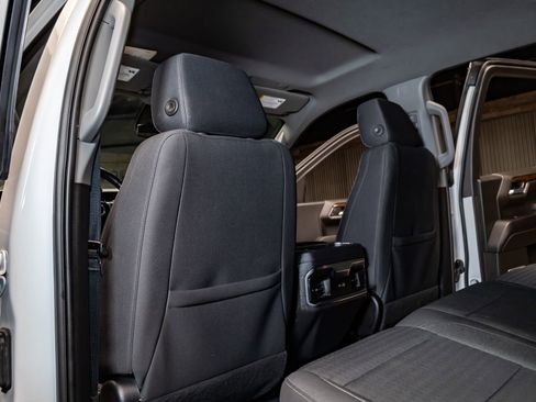 Used 2023 GMC Sierra 1500 Elevation image 19