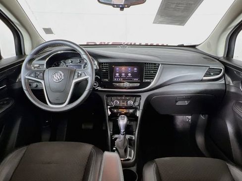 Used 2021 Buick Encore Preferred AWD/4WD image 23