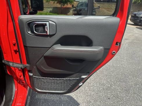 New 2026 Jeep Wrangler Unlimited Rubicon AWD/4WD image 16