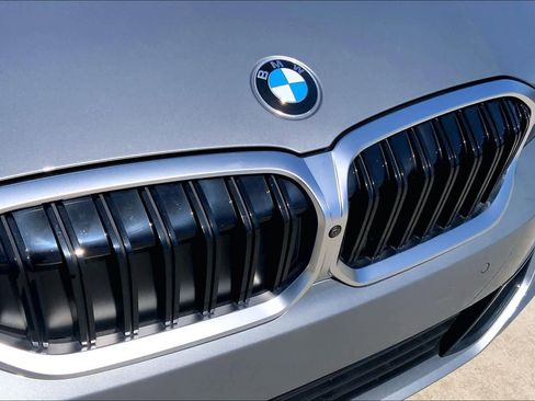 Used 2024 BMW 330i Sedan image 29