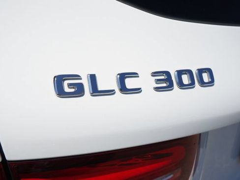 Used 2017 Mercedes-Benz GLC 300 image 12