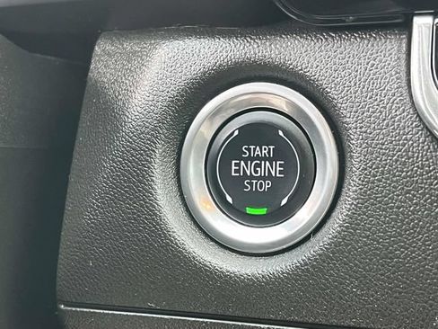 Used 2024 Chevrolet Colorado W/T RWD image 27