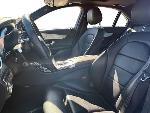 Used 2018 Mercedes-Benz C 300 Sedan image 8