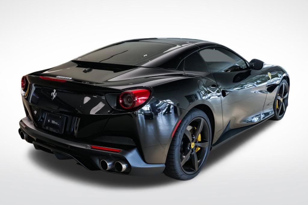 Used 2019 Ferrari Portofino RWD image 6