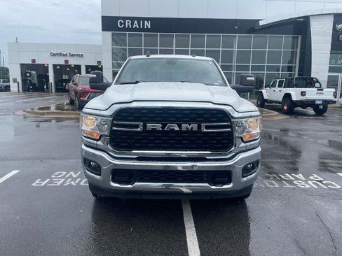 Used 2024 RAM 2500 Big Horn AWD/4WD image 2