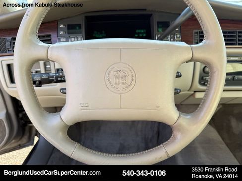 Used 1996 Cadillac De Ville Base image 25