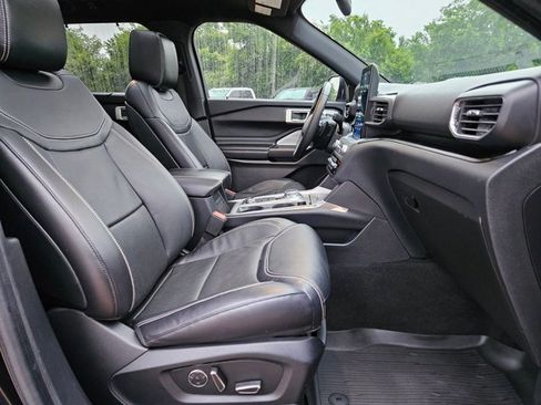 Used 2020 Ford Explorer ST w/ ST High-Performance Pack image 25