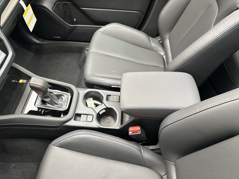 New 2025 Subaru Forester Limited image 39