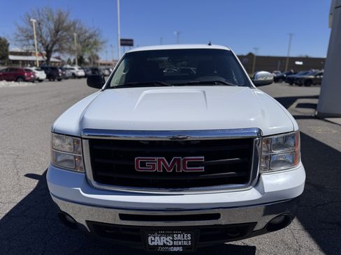 Used 2011 GMC Sierra 1500 SLE image 3