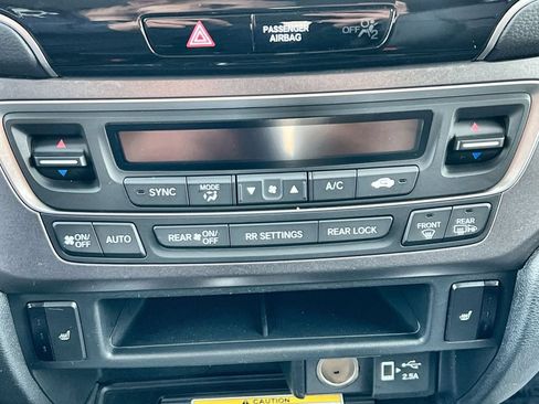 Used 2021 Honda Pilot Special Edition image 28