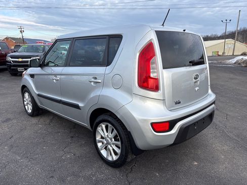 Used 2012 Kia Soul + w/ Audio Pkg image 5