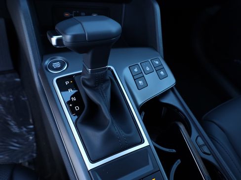 New 2026 Kia Sportage SX image 12