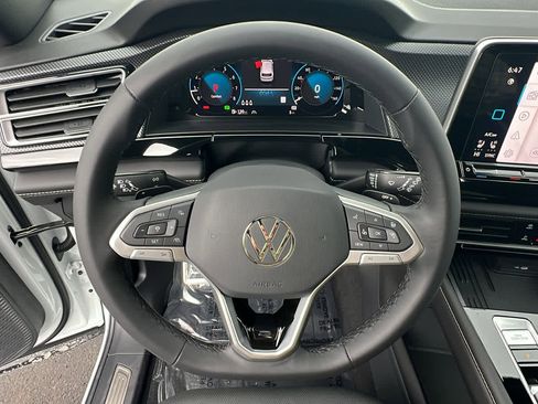 New 2026 Volkswagen Atlas Cross Sport SEL R-Line AWD/4WD image 18
