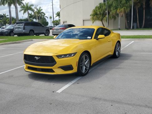 Used 2024 Ford Mustang Premium RWD image 7