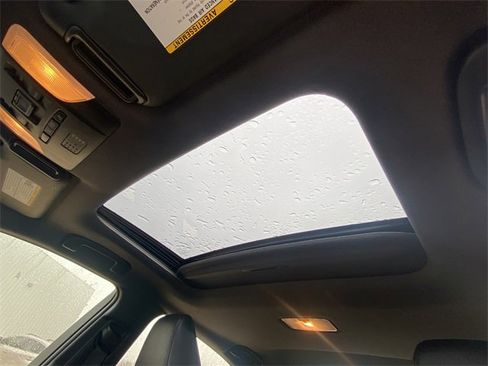 Used 2021 Toyota Corolla XSE w/ Advanced Lighting Package image 31