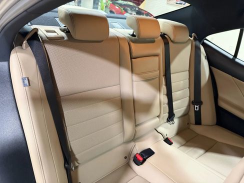 Used 2020 Lexus IS 300 F Sport image 34