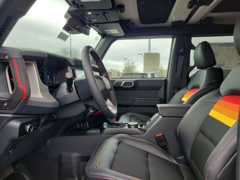 New 2025 Ford Bronco Big Bend w/ Black Diamond Package image 16