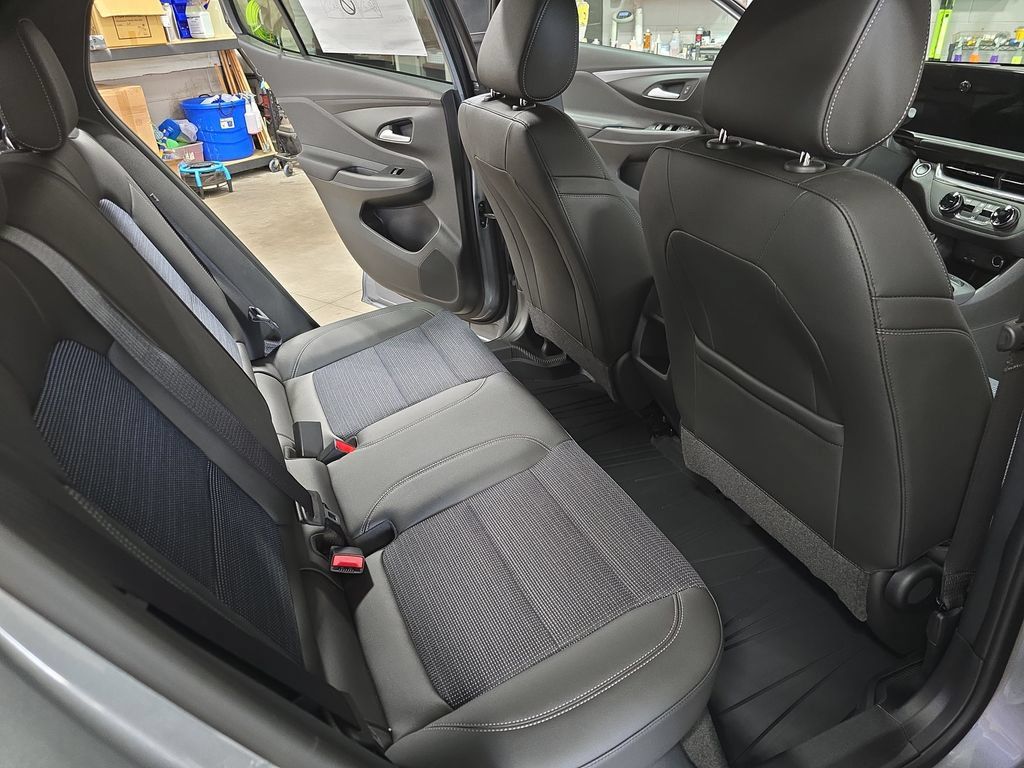 New 2026 Buick Envista Sport Touring w/ Convenience I Package FWD image 11