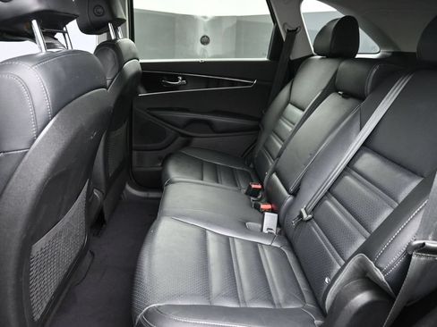Used 2017 Kia Sorento EX AWD/4WD image 12