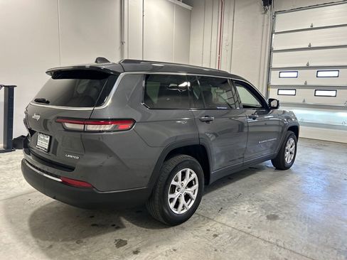 Used 2022 Jeep Grand Cherokee L Limited w/ Trailer Tow Group (B) image 6