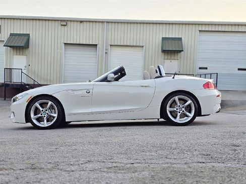 Used 2011 BMW Z4 sDrive35is image 7