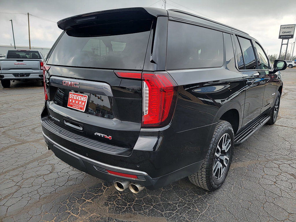 Used 2024 GMC Yukon XL AT4 AWD/4WD image 8