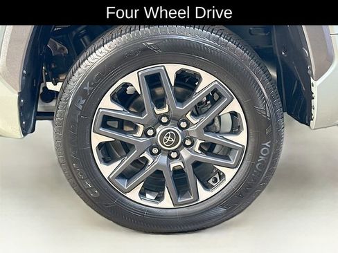 Used 2024 Toyota Tundra Limited AWD/4WD image 6