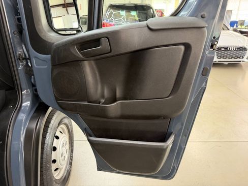 Used 2019 RAM ProMaster 2500 FWD image 13